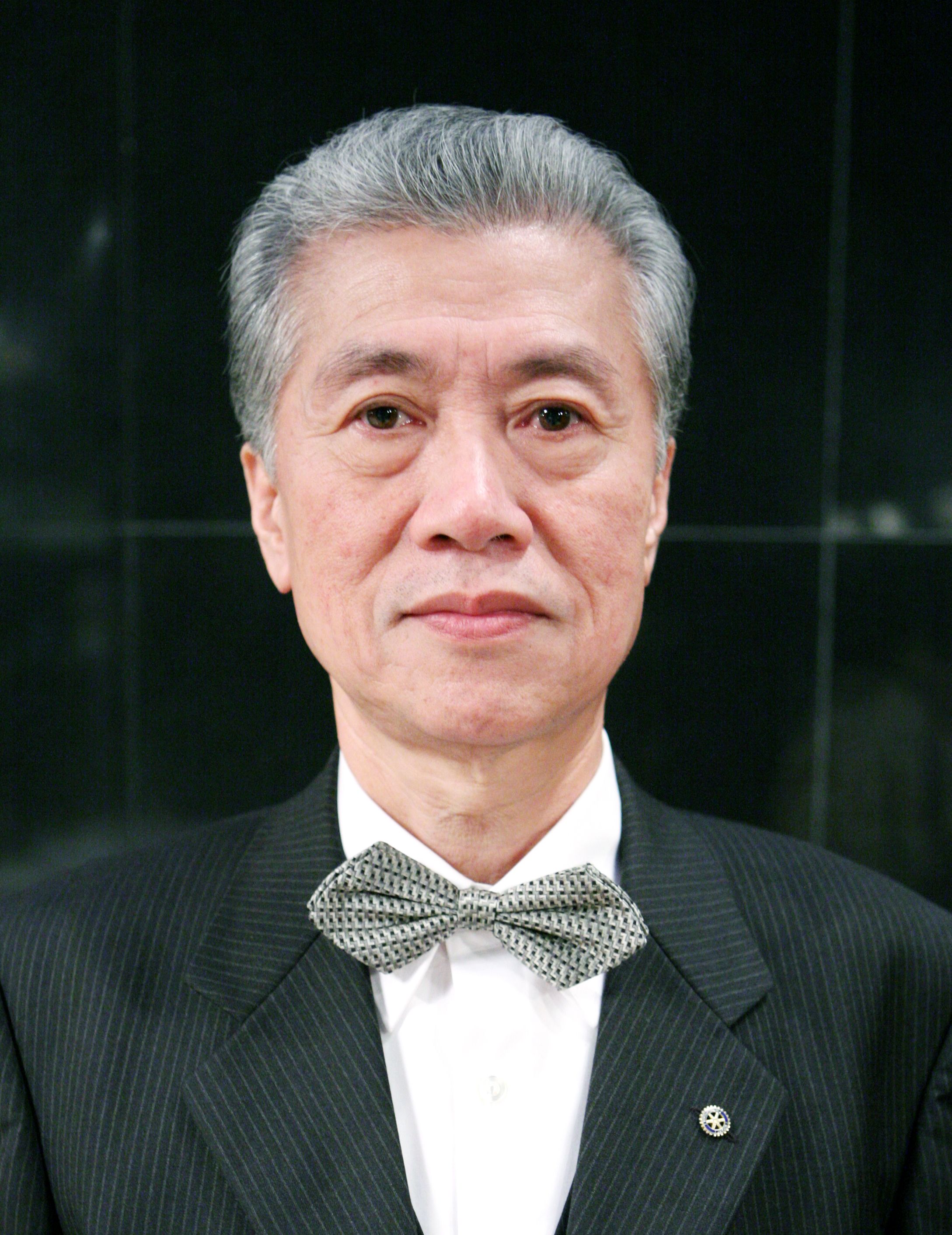 第一屆2003-04 年度)